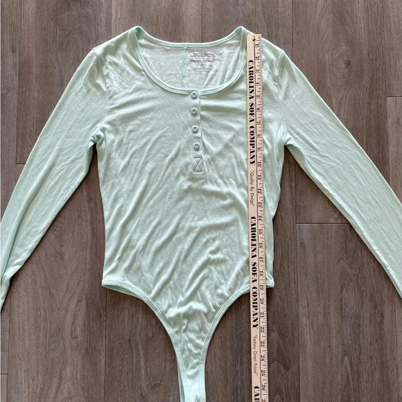 Legends Work Hard Stay Humble Sea Green Rib Long Sleeve Body Suit Women’s Medium - Picture 8 of 10